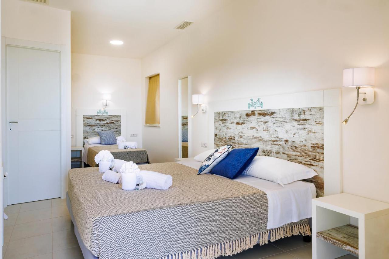 Mercury Beach Hotel Сант-Антиоко Экстерьер фото